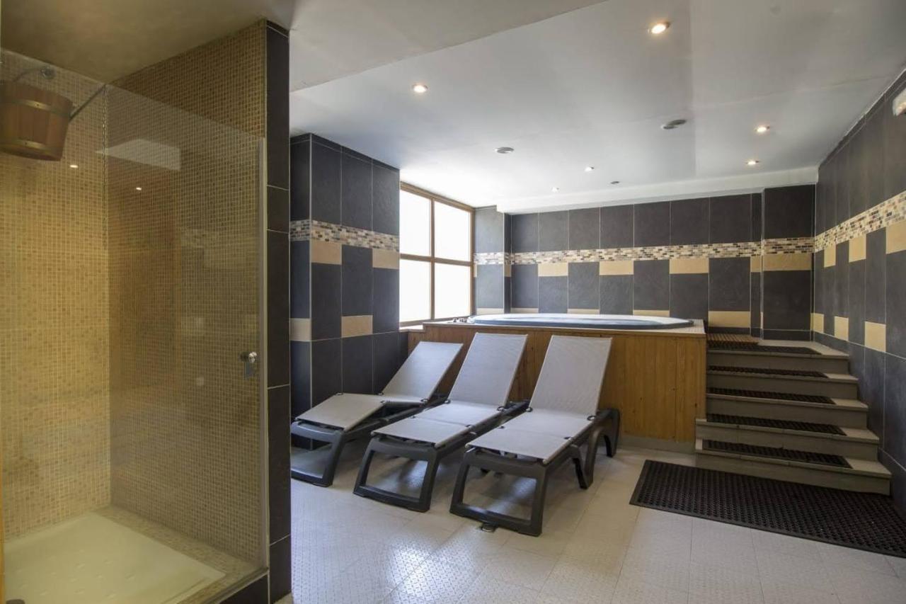 Apartaments Arenys De Boi Bohi Ngoại thất bức ảnh