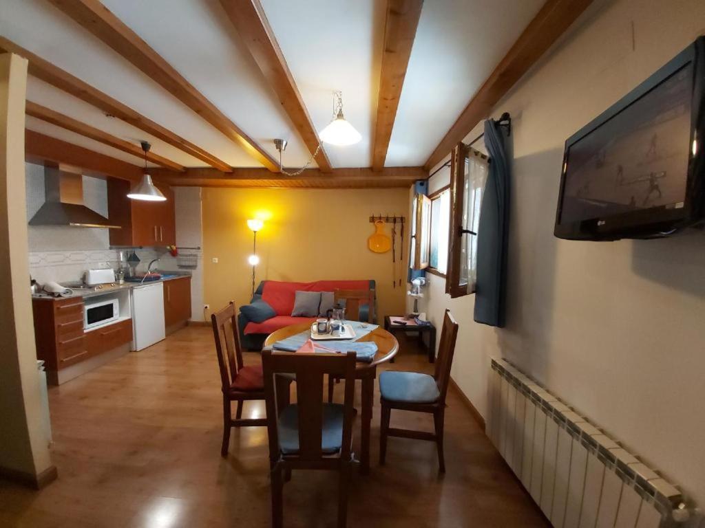 Apartaments Arenys De Boi Bohi Ngoại thất bức ảnh